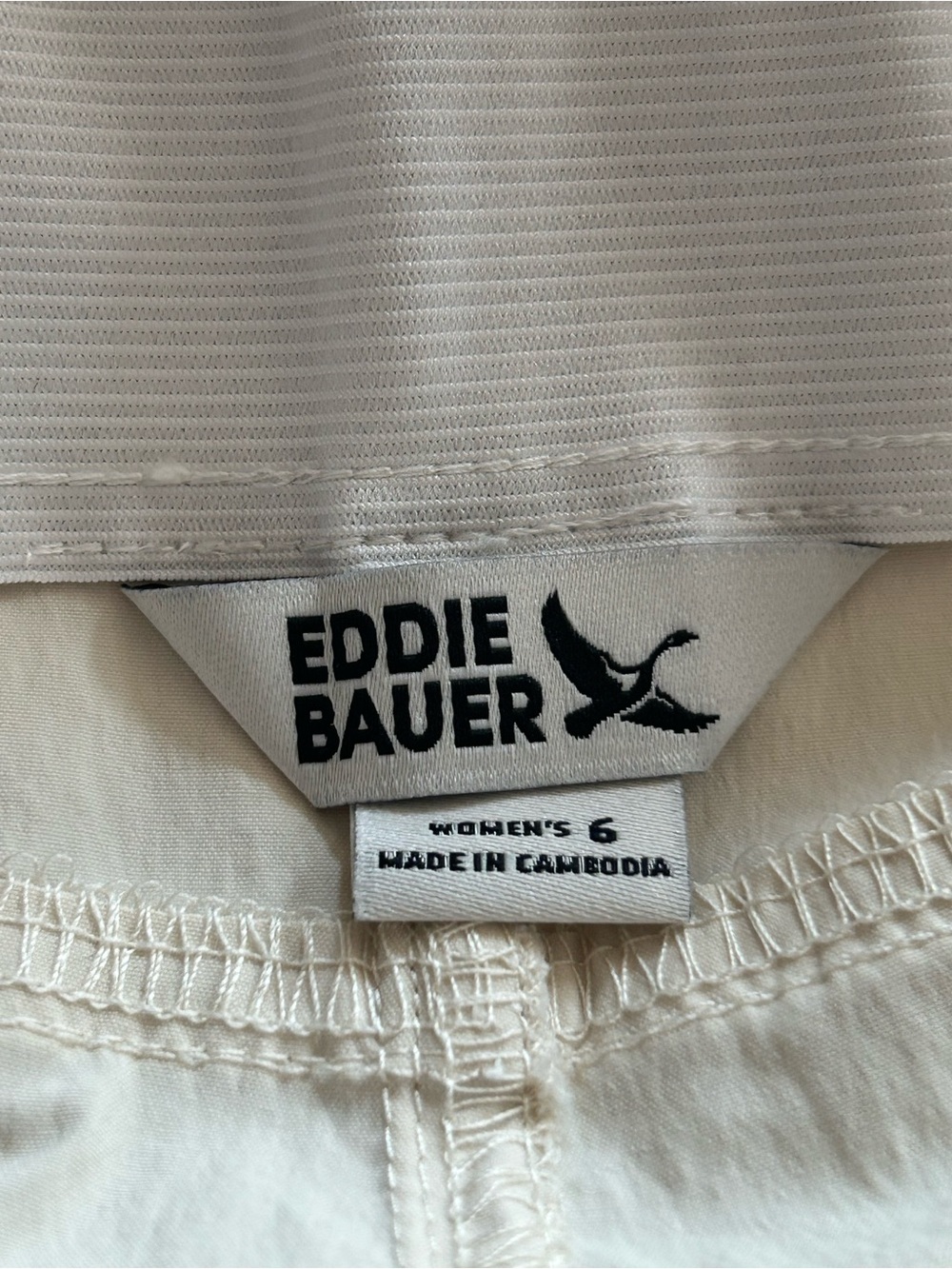Eddie Bauer Women’s Hiker Shorts Size 6 Cream NWT Stretch UPF 50 StormRepel - Picture 7 of 9